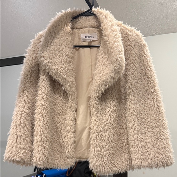 BB Dakota Women's Tan Teddy Jacket - Picture 1 of 3